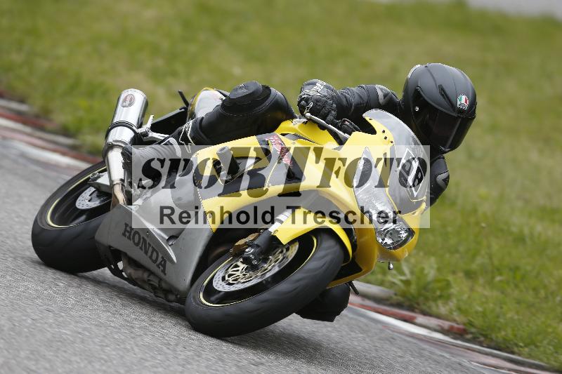 /Archiv-2024/13 22.04.2024 Plüss Moto Sport ADR/Freies Fahren/58